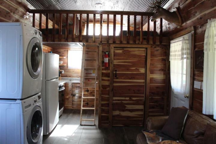 Amish Made Cedar Cabin With A Loft On A Buffalo Farm Close To The Buffalo River Marshall Exteriör bild